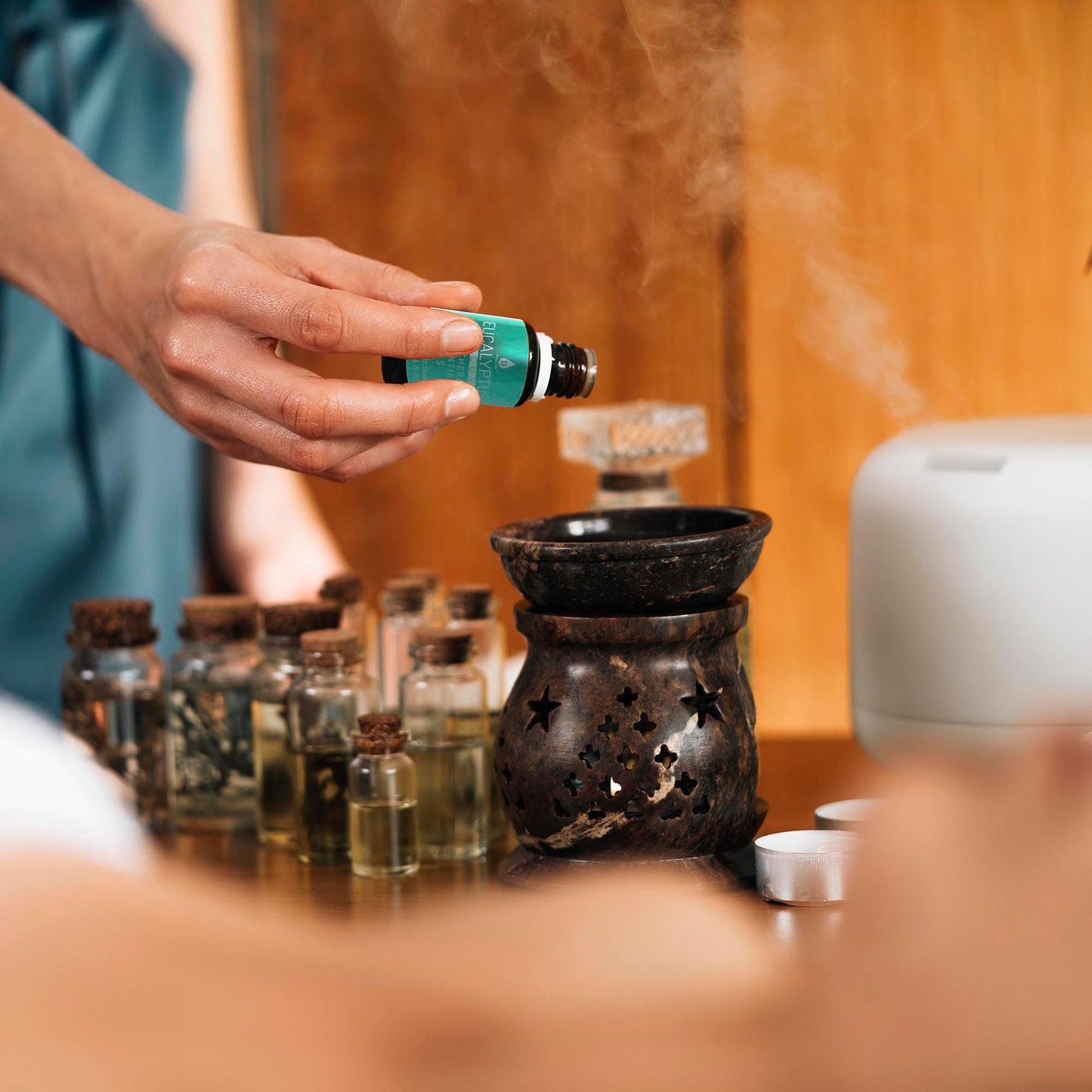 3 Pack Aromatherapy Essential oils (Lavender, Eucalyptus, Frankincense) - Mialuxx.beauty