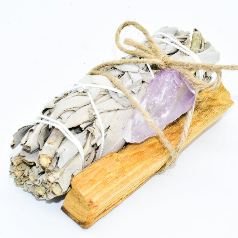 Palo Santo, Sage & Crystal Smudging Bundle - Mialuxx.beauty