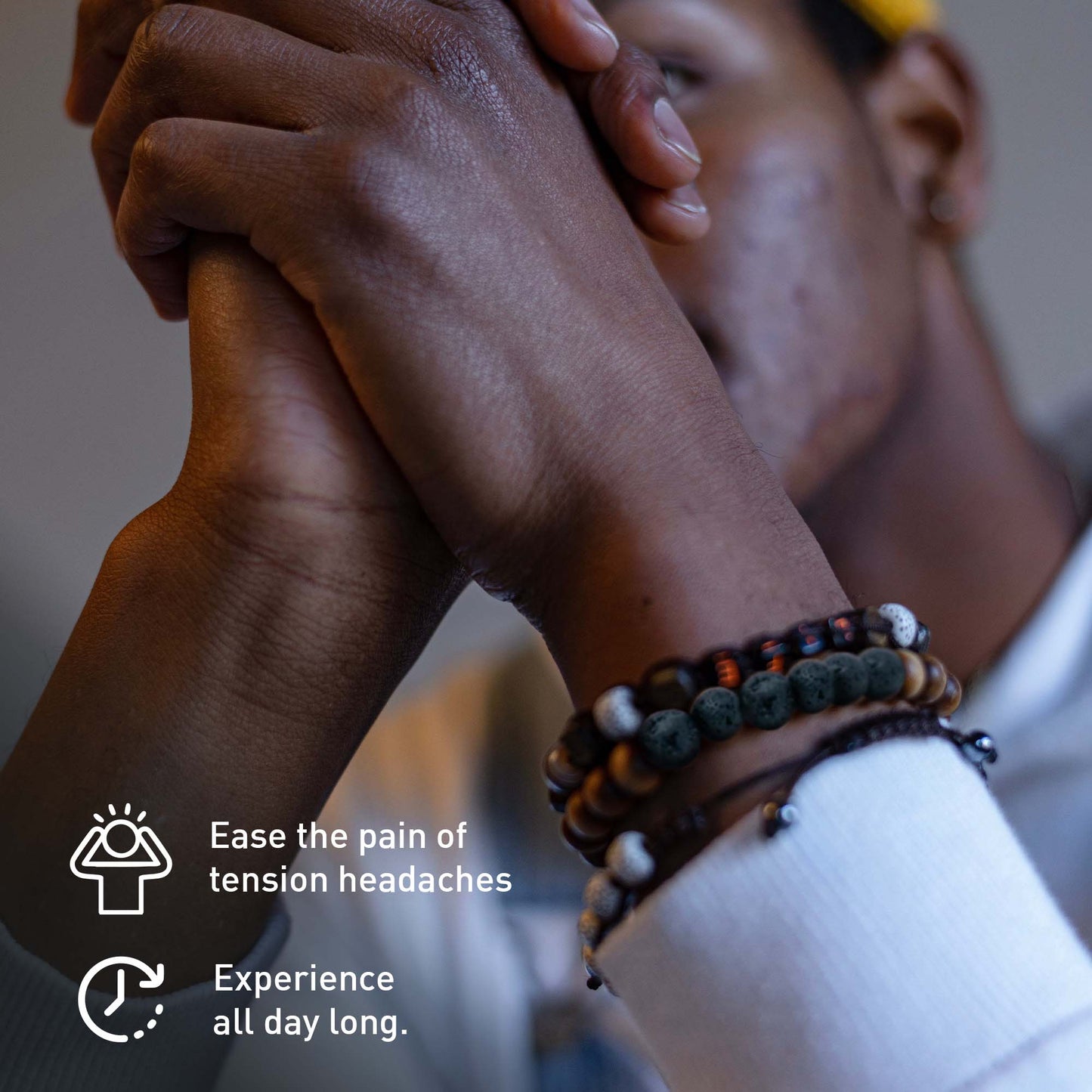 Pursonic Aromatherapy Bliss Bundle: Lava Stone Bracelet + Pure Essential Oils. - Mialuxx.beauty